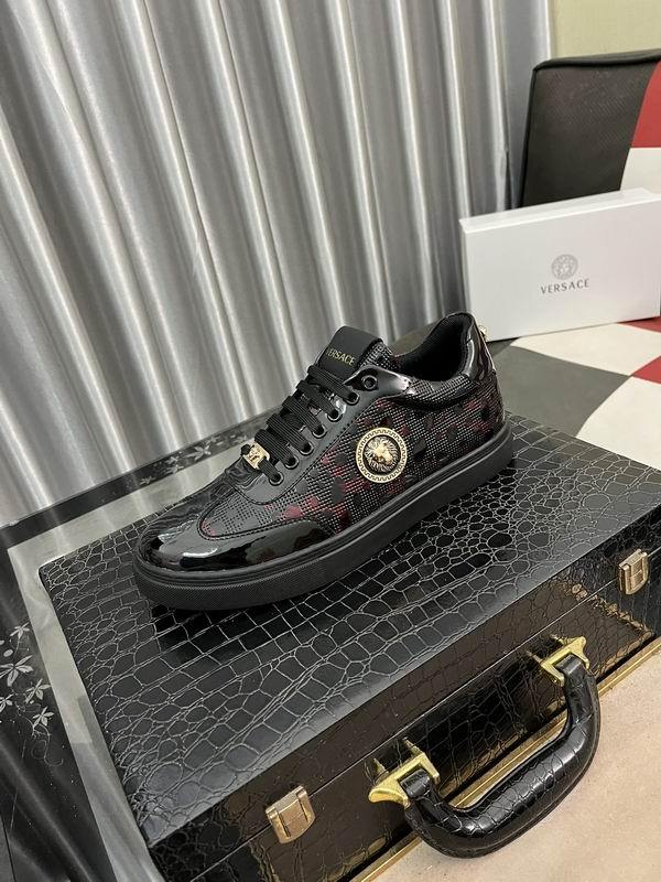 Versace Men's Shoes 512